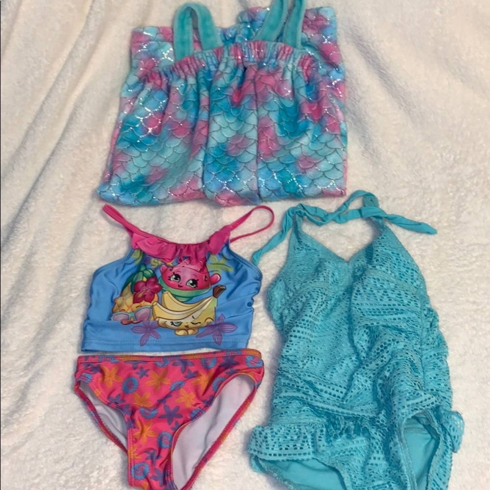 Girl’s Shopkins Swim Bundle